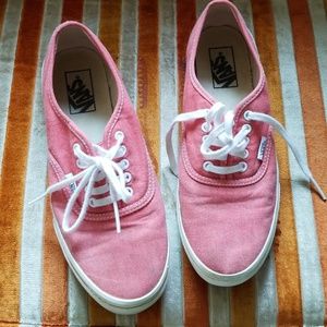 Vans Classic Skater Lace Up in Dusty Red Size 7.5